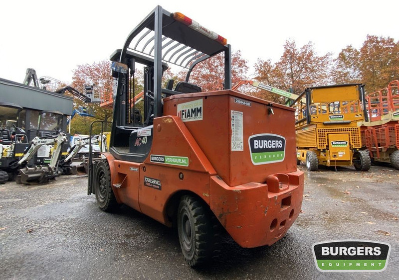 Heli Heftruck AC40 - Elektroiekrāvējs: foto 4 Heli Heftruck AC40 - Elektroiekrāvējs: foto 4