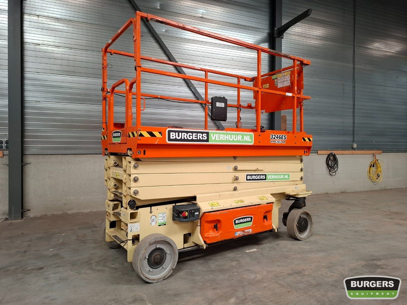 JLG 3246ES - Šķērveida pacēlājs: foto 1 JLG 3246ES - Šķērveida pacēlājs: foto 1