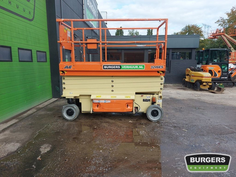 JLG 3246ES - Šķērveida pacēlājs: foto 3 JLG 3246ES - Šķērveida pacēlājs: foto 3