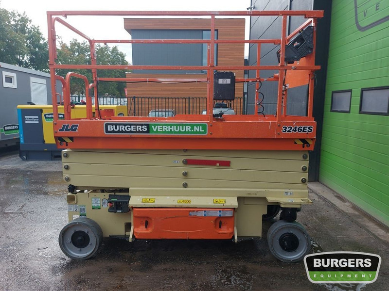 JLG 3246ES - Šķērveida pacēlājs: foto 4 JLG 3246ES - Šķērveida pacēlājs: foto 4