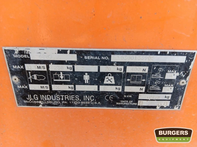 Teleskopiskais pacēlājs JLG 680S: foto 14