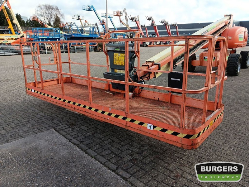 Teleskopiskais pacēlājs JLG 680S: foto 5