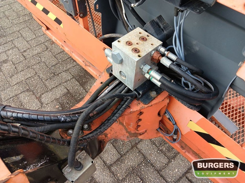 Teleskopiskais pacēlājs JLG 680S: foto 15