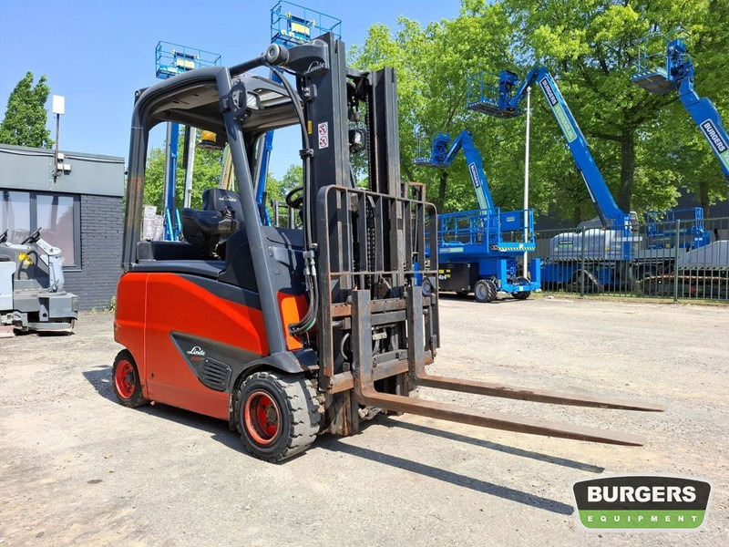 Linde E20PH - Elektroiekrāvējs: foto 2 Linde E20PH - Elektroiekrāvējs: foto 2