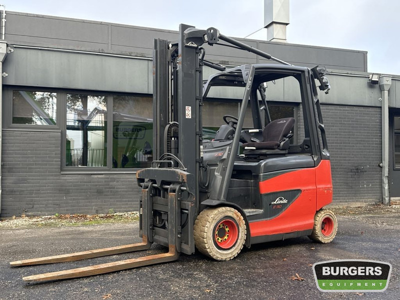 Linde E30H-01 600 - Elektroiekrāvējs: foto 1 Linde E30H-01 600 - Elektroiekrāvējs: foto 1