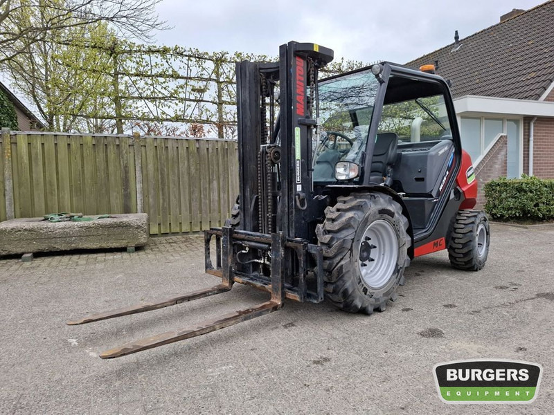 Manitou MC 25-4 D K ST5 S1 Buggy - Dīzeļiekrāvējs: foto 1 Manitou MC 25-4 D K ST5 S1 Buggy - Dīzeļiekrāvējs: foto 1