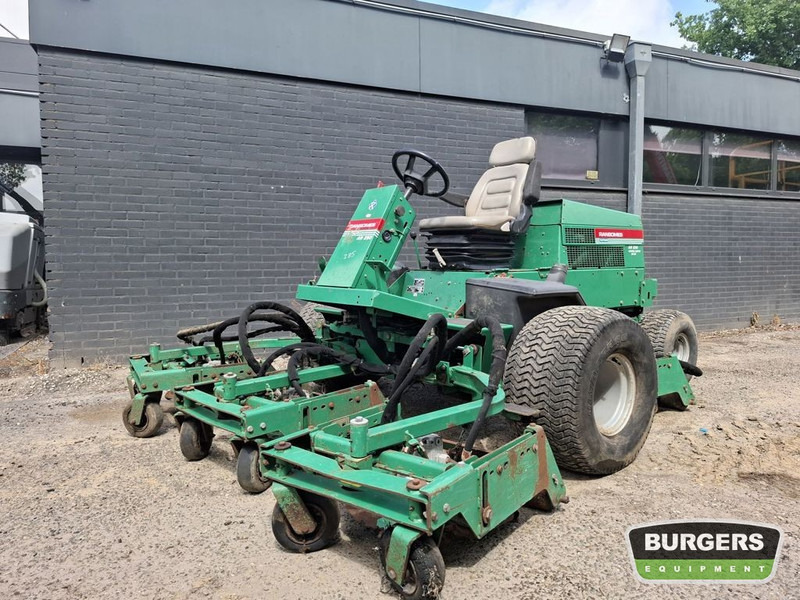Ransomes AR250 - Zāles pļāvējs: foto 1 Ransomes AR250 - Zāles pļāvējs: foto 1