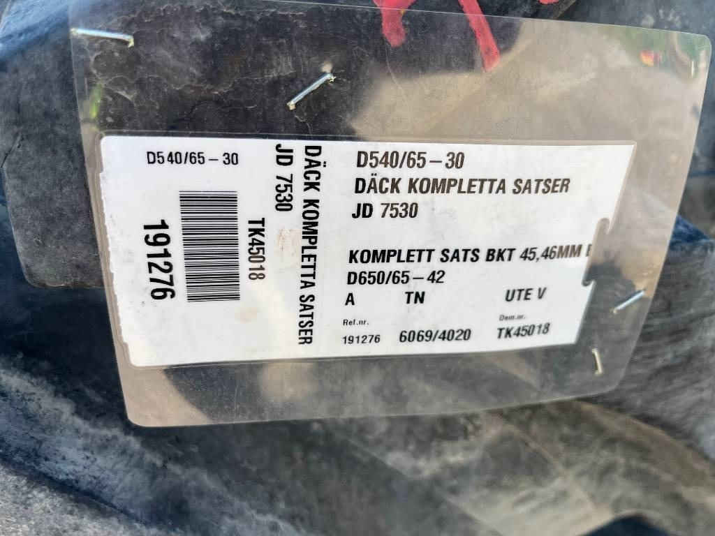 650/65R42 540/65R30 till JD 7530 - Riepa - Lauksaimniecības tehnika: foto 2 650/65R42 540/65R30 till JD 7530 - Riepa - Lauksaimniecības tehnika: foto 2