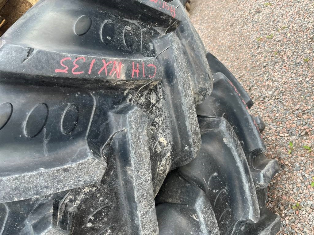 Agrimax 650/65-38 420/85-28 till Case MX 135 - Riepa - Lauksaimniecības tehnika: foto 3 Agrimax 650/65-38 420/85-28 till Case MX 135 - Riepa - Lauksaimniecības tehnika: foto 3