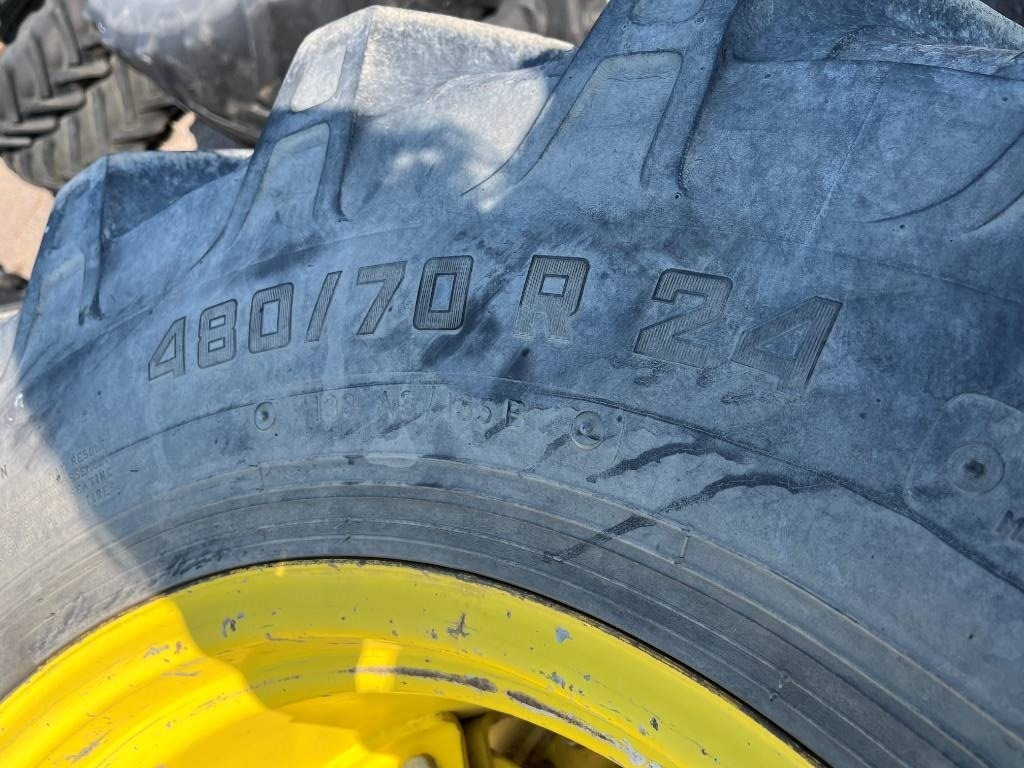 Alliance 480/70R24 till John Deere 6300 - Riepa - Lauksaimniecības tehnika: foto 4 Alliance 480/70R24 till John Deere 6300 - Riepa - Lauksaimniecības tehnika: foto 4