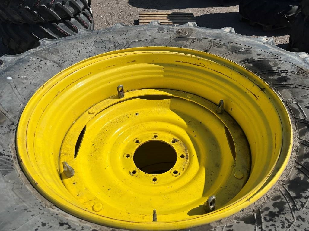 Alliance 650/65R38 600/60R28 till JD 6155 M - Riepa - Lauksaimniecības tehnika: foto 4 Alliance 650/65R38 600/60R28 till JD 6155 M - Riepa - Lauksaimniecības tehnika: foto 4