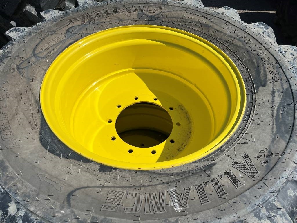 Alliance 650/65R38 600/60R28 till JD 6155 M - Riepa - Lauksaimniecības tehnika: foto 3 Alliance 650/65R38 600/60R28 till JD 6155 M - Riepa - Lauksaimniecības tehnika: foto 3