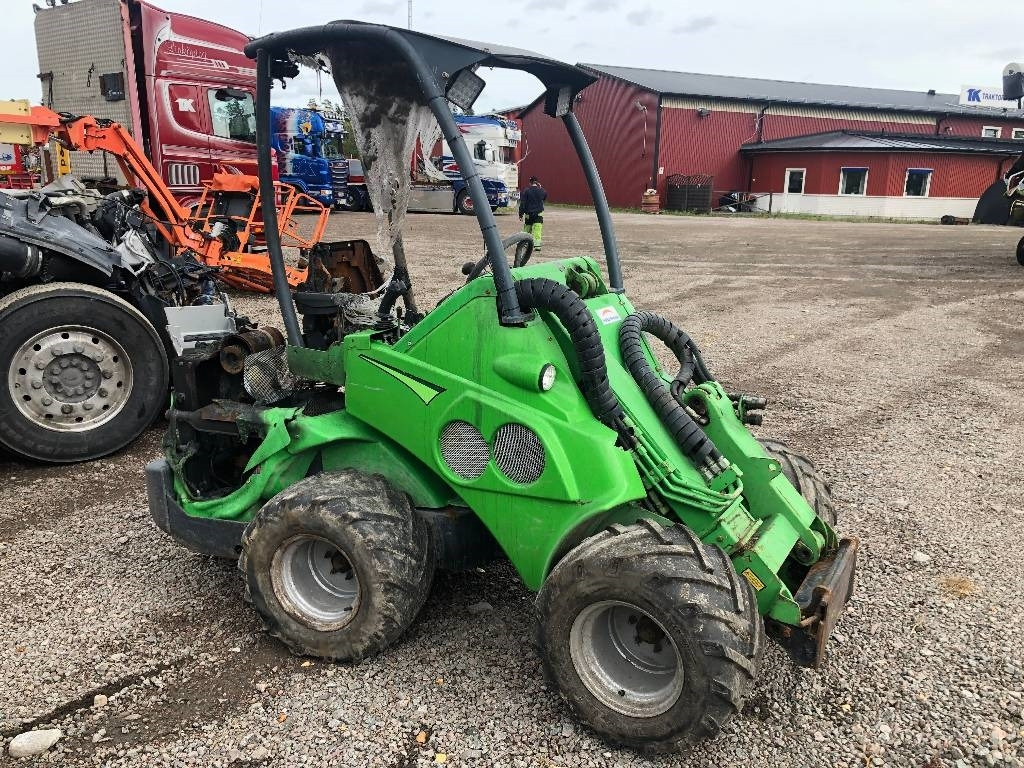 Avant 635 Dismantled for spare parts - Mini iekrāvējs: foto 1 Avant 635 Dismantled for spare parts - Mini iekrāvējs: foto 1