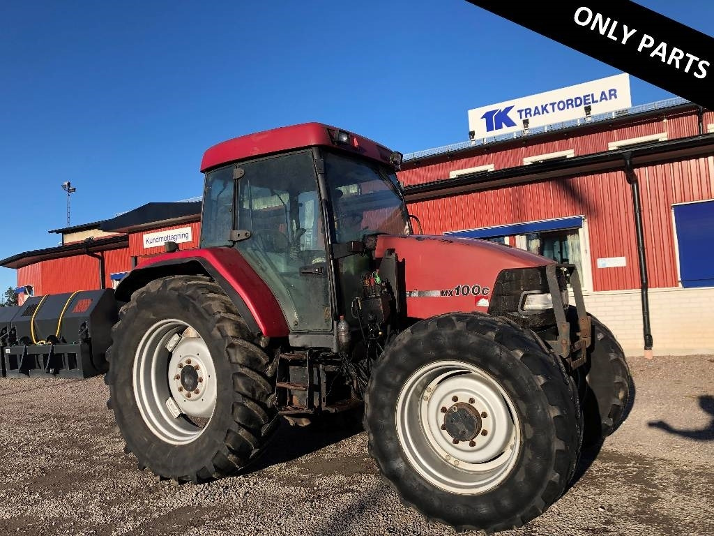 Case MX100C Dismantled: only spare parts - Traktors: foto 1 Case MX100C Dismantled: only spare parts - Traktors: foto 1