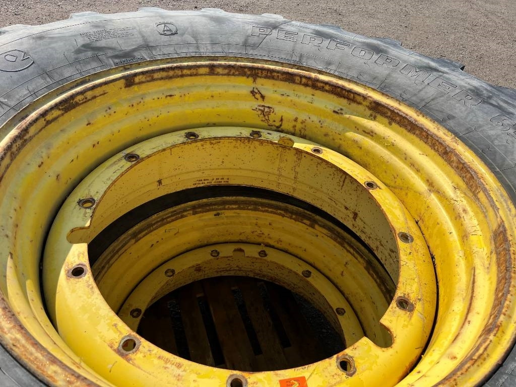 Firestone 650/65R42 till John Deere 7920 - Riepa - Lauksaimniecības tehnika: foto 3 Firestone 650/65R42 till John Deere 7920 - Riepa - Lauksaimniecības tehnika: foto 3