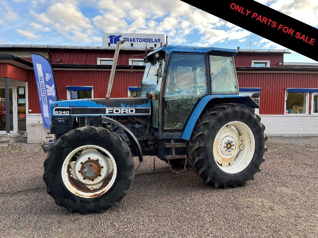 Ford / New Holland 8340 SLE Dismantled. Only spare parts - Traktors: foto 1 Ford / New Holland 8340 SLE Dismantled. Only spare parts - Traktors: foto 1