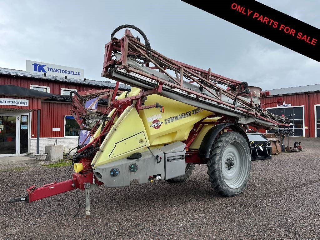 Hardi Commander 3200 Dismantled: only spare parts  - Piekabināmais miglotājs: foto 1 Hardi Commander 3200 Dismantled: only spare parts  - Piekabināmais miglotājs: foto 1