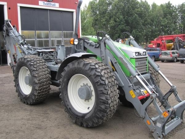 Lännen 8800 E for parts - Ekskavators-iekrāvējs: foto 1 Lännen 8800 E for parts - Ekskavators-iekrāvējs: foto 1