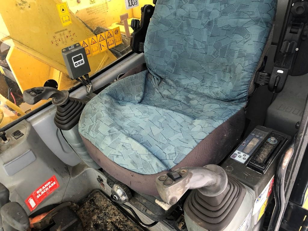 New Holland Kobelco E135SR dismantled: only spare parts - Kāpurķēžu ekskavators: foto 5 New Holland Kobelco E135SR dismantled: only spare parts - Kāpurķēžu ekskavators: foto 5