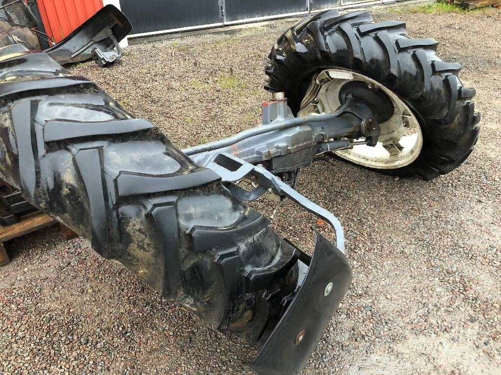 New Holland TS 110 Dismantled: only spare parts - Traktors: foto 5 New Holland TS 110 Dismantled: only spare parts - Traktors: foto 5