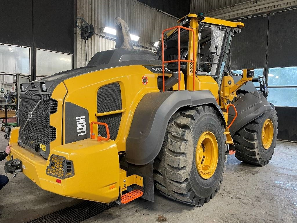 Volvo L 120 H - Riteņu iekrāvējs: foto 4 Volvo L 120 H - Riteņu iekrāvējs: foto 4