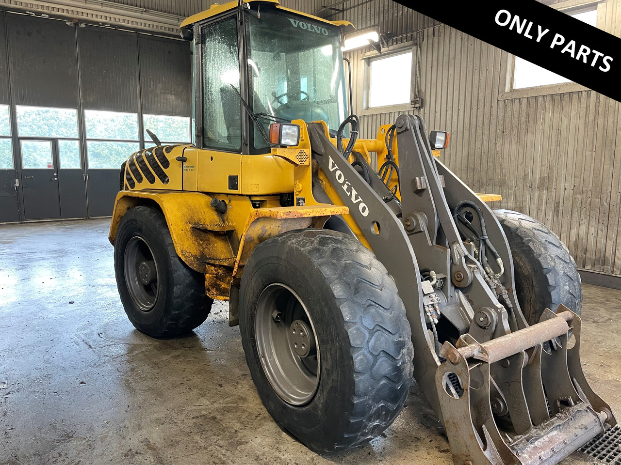 Volvo L 40 B TPS Dismantled: only spare parts - Riteņu iekrāvējs: foto 1 Volvo L 40 B TPS Dismantled: only spare parts - Riteņu iekrāvējs: foto 1