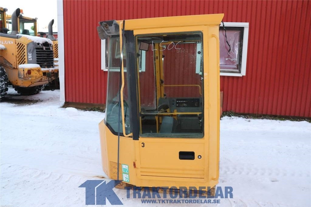 Volvo L50 C - Kabīne - Celtniecības tehnika: foto 4 Volvo L50 C - Kabīne - Celtniecības tehnika: foto 4