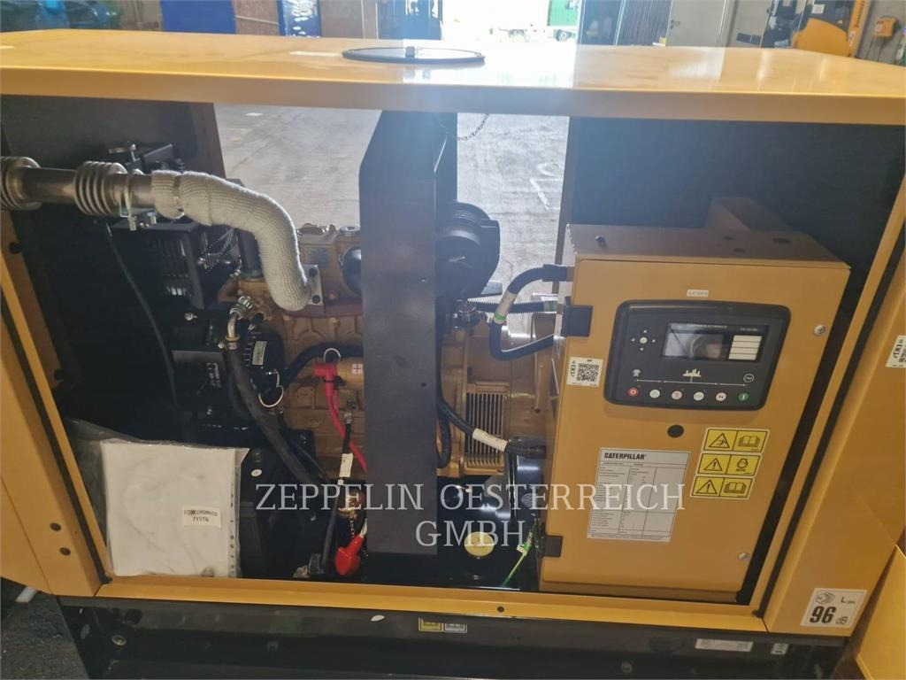 CAT DE13,5E3 B - Elektroģenerators: foto 2 CAT DE13,5E3 B - Elektroģenerators: foto 2