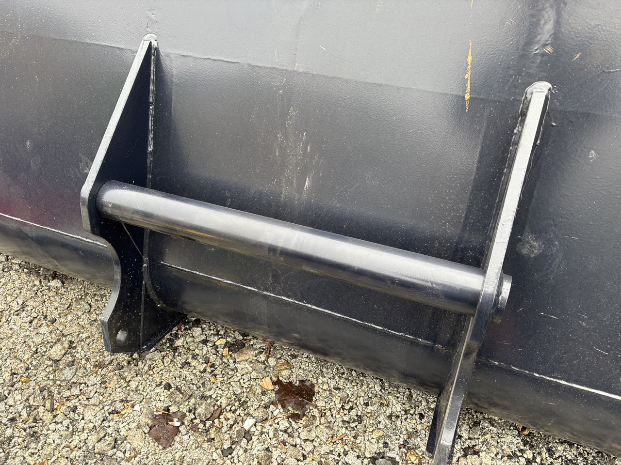 21453 Łyżka Objętościowa 2,3m 1,01 m3 z mocowaniem do ładowarki Claas Scorpion. - Iekrāvēja kauss: foto 1 21453 Łyżka Objętościowa 2,3m 1,01 m3 z mocowaniem do ładowarki Claas Scorpion. - Iekrāvēja kauss: foto 1