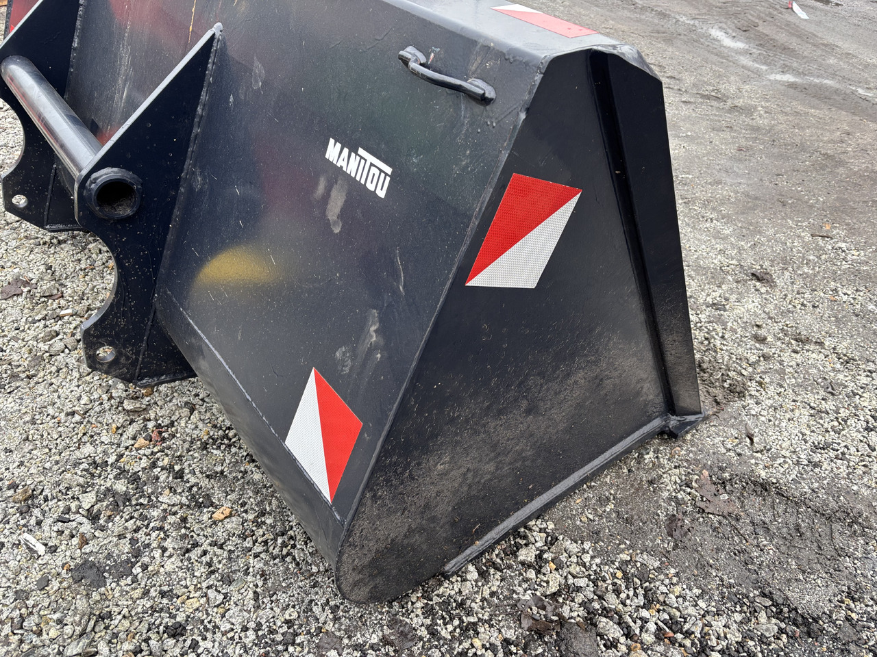 21453 Łyżka Objętościowa 2,3m 1,01 m3 z mocowaniem do ładowarki Claas Scorpion. - Iekrāvēja kauss: foto 5 21453 Łyżka Objętościowa 2,3m 1,01 m3 z mocowaniem do ładowarki Claas Scorpion. - Iekrāvēja kauss: foto 5