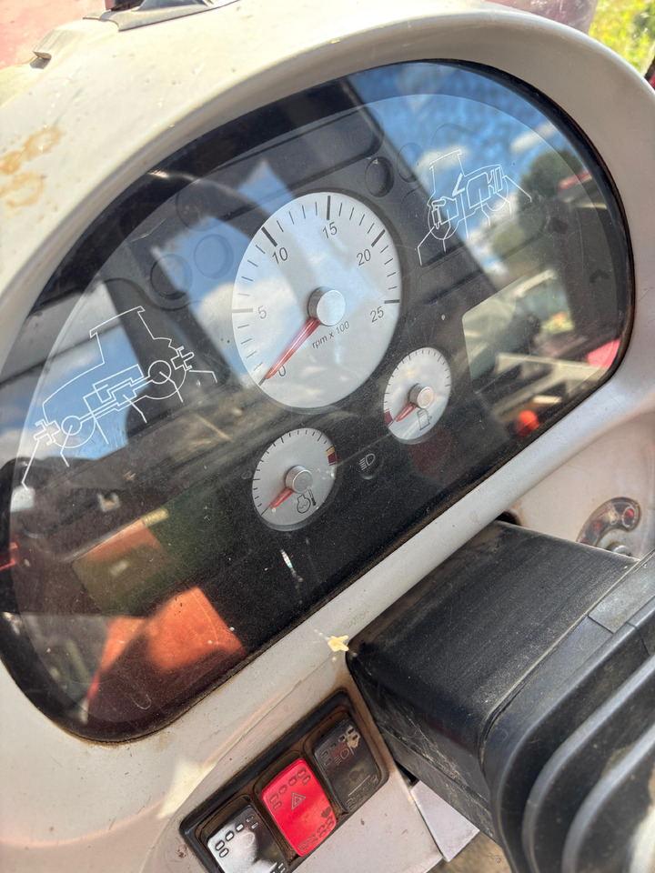 AGCO Massey Ferguson Zespół Wskaźników Wyświetlacz Licznik 3787409E97 3787409M95 3787409M97 - Mērinstrumentu panelis - Lauksaimniecības tehnika: foto 1 AGCO Massey Ferguson Zespół Wskaźników Wyświetlacz Licznik 3787409E97 3787409M95 3787409M97 - Mērinstrumentu panelis - Lauksaimniecības tehnika: foto 1