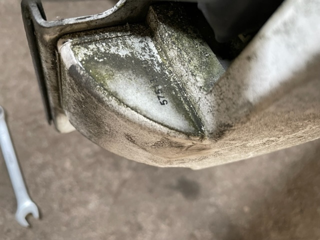 Antena gps pilot CLAAS GPS Antenne AG 262 RTK - Navigācijas sistēma - Lauksaimniecības tehnika: foto 2 Antena gps pilot CLAAS GPS Antenne AG 262 RTK - Navigācijas sistēma - Lauksaimniecības tehnika: foto 2