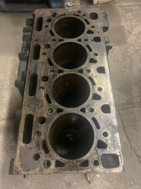 Blok silnika JCB 444 dieselmax tier3 tier4 - Cilindru bloks - Lauksaimniecības tehnika: foto 5 Blok silnika JCB 444 dieselmax tier3 tier4 - Cilindru bloks - Lauksaimniecības tehnika: foto 5