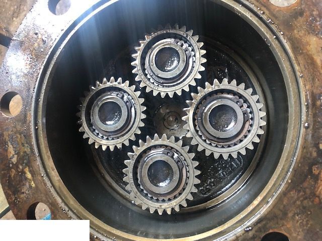 Bobcat - Zwolnica - Sānpārvads - Celtniecības tehnika: foto 2 Bobcat - Zwolnica - Sānpārvads - Celtniecības tehnika: foto 2