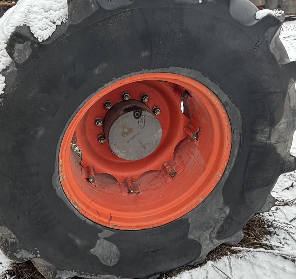 CLAAS RENAULT ATLES 936 RZ V5 Felga 28 R28 CZĘŚCI - Riteņa disks - Lauksaimniecības tehnika: foto 1 CLAAS RENAULT ATLES 936 RZ V5 Felga 28 R28 CZĘŚCI - Riteņa disks - Lauksaimniecības tehnika: foto 1