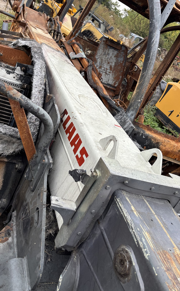 CLAAS Scorpion 7044 Koło Zamachowe Obudowa Koła Zamachowego - Spararats - Lauksaimniecības tehnika: foto 5 CLAAS Scorpion 7044 Koło Zamachowe Obudowa Koła Zamachowego - Spararats - Lauksaimniecības tehnika: foto 5