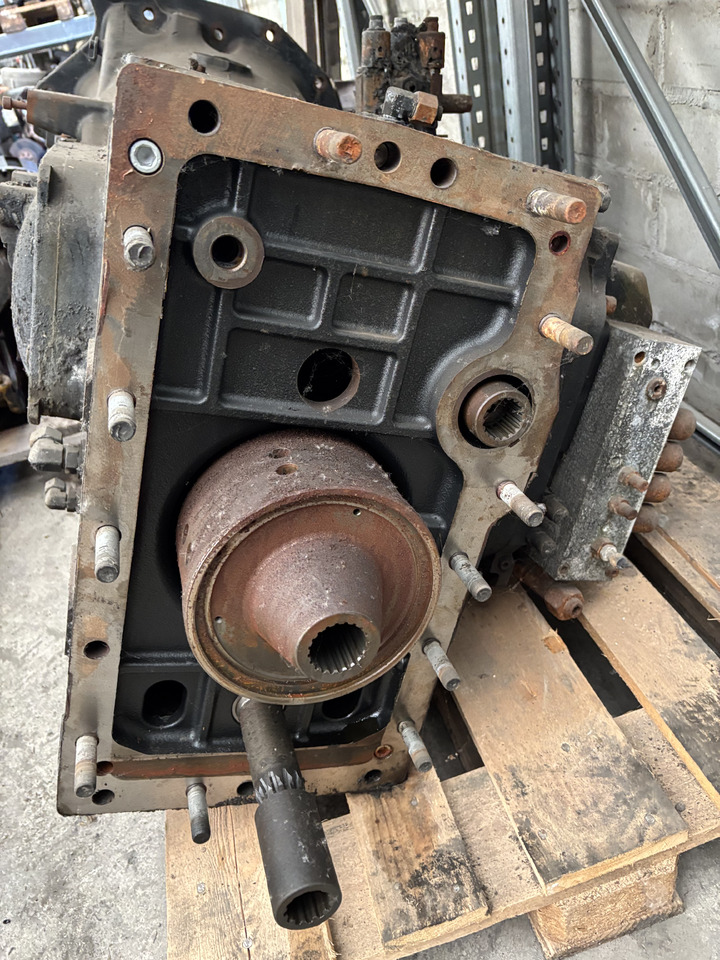 CNH 47639631 Skrzynia Biegów AutoCommand New Holland T7. 275 Case 270 Optum - Pārnesumkārba - Lauksaimniecības tehnika: foto 2 CNH 47639631 Skrzynia Biegów AutoCommand New Holland T7. 275 Case 270 Optum - Pārnesumkārba - Lauksaimniecības tehnika: foto 2