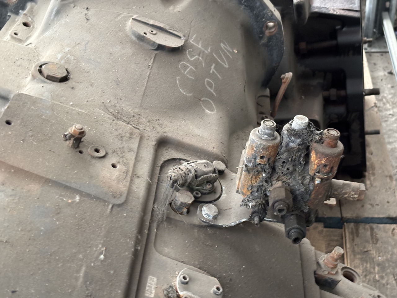 CNH 47639631 Skrzynia Biegów AutoCommand New Holland T7. 275 Case 270 Optum - Pārnesumkārba - Lauksaimniecības tehnika: foto 5 CNH 47639631 Skrzynia Biegów AutoCommand New Holland T7. 275 Case 270 Optum - Pārnesumkārba - Lauksaimniecības tehnika: foto 5