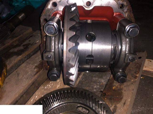 Carraro Mechanizm Róźnicowy - Diferenciālis - Lauksaimniecības tehnika: foto 1 Carraro Mechanizm Róźnicowy - Diferenciālis - Lauksaimniecības tehnika: foto 1