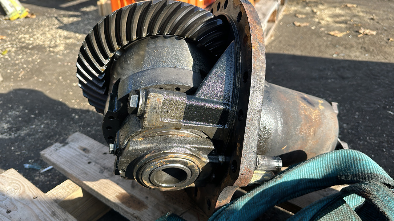 Case magnum wkład mostu przedniego Dyferencjał - Diferenciālis - Lauksaimniecības tehnika: foto 2 Case magnum wkład mostu przedniego Dyferencjał - Diferenciālis - Lauksaimniecības tehnika: foto 2