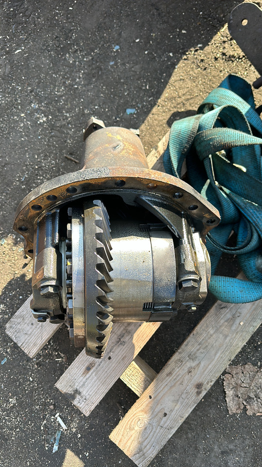 Case magnum wkład mostu przedniego Dyferencjał - Diferenciālis - Lauksaimniecības tehnika: foto 3 Case magnum wkład mostu przedniego Dyferencjał - Diferenciālis - Lauksaimniecības tehnika: foto 3