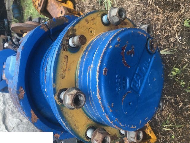 Cat 906 - Dyfer - Diferenciālis - Riteņu iekrāvējs: foto 3 Cat 906 - Dyfer - Diferenciālis - Riteņu iekrāvējs: foto 3