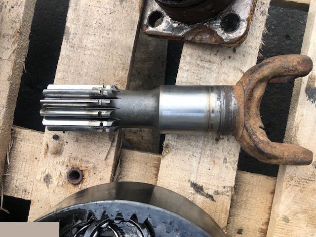 Cat th414 - Dyferencjał Zwolnica Wkład Mostu - Diferenciālis - Celtniecības tehnika: foto 2 Cat th414 - Dyferencjał Zwolnica Wkład Mostu - Diferenciālis - Celtniecības tehnika: foto 2