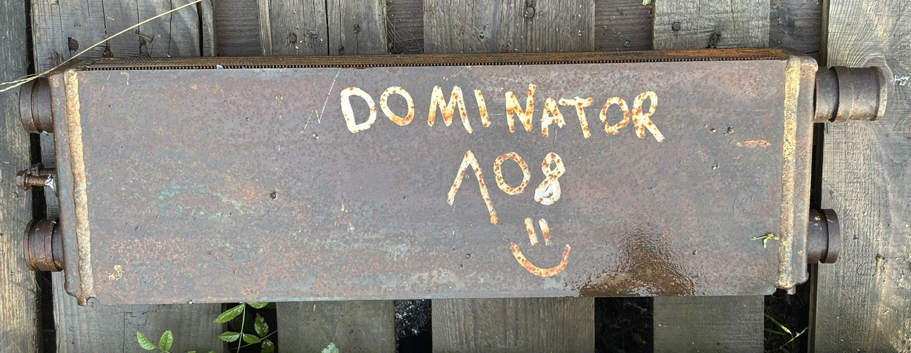 Claas Dominator 108 Chłodnica Oleju - Eļļas dzesētājs - Lauksaimniecības tehnika: foto 1 Claas Dominator 108 Chłodnica Oleju - Eļļas dzesētājs - Lauksaimniecības tehnika: foto 1