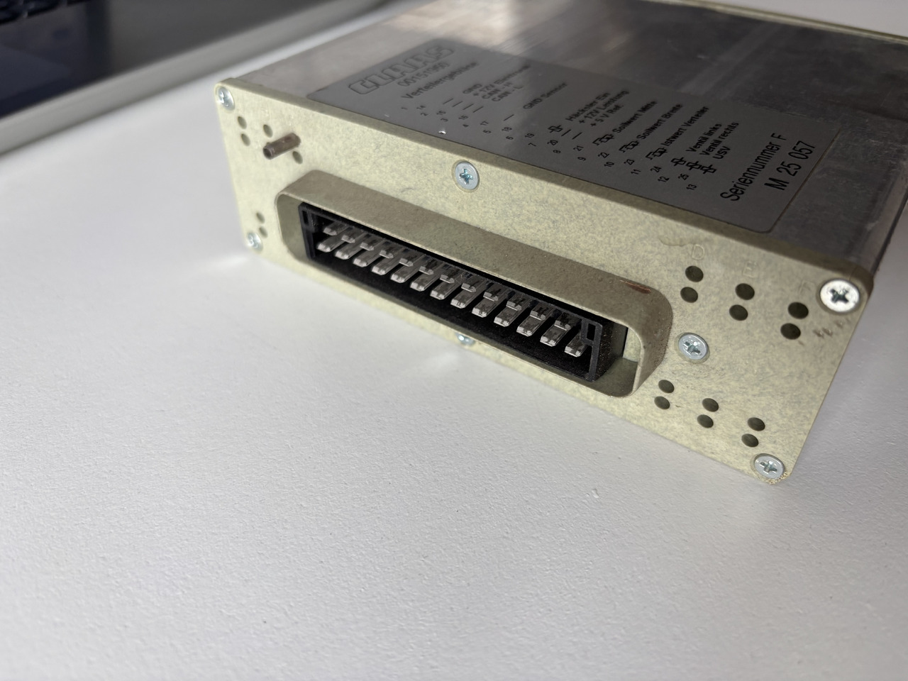 Claas LEXION 580 Moduł Serownik 00 0015 196 0 00151960 - Elektroniskais vadības bloks (ECU) - Labības kombains: foto 2 Claas LEXION 580 Moduł Serownik 00 0015 196 0 00151960 - Elektroniskais vadības bloks (ECU) - Labības kombains: foto 2