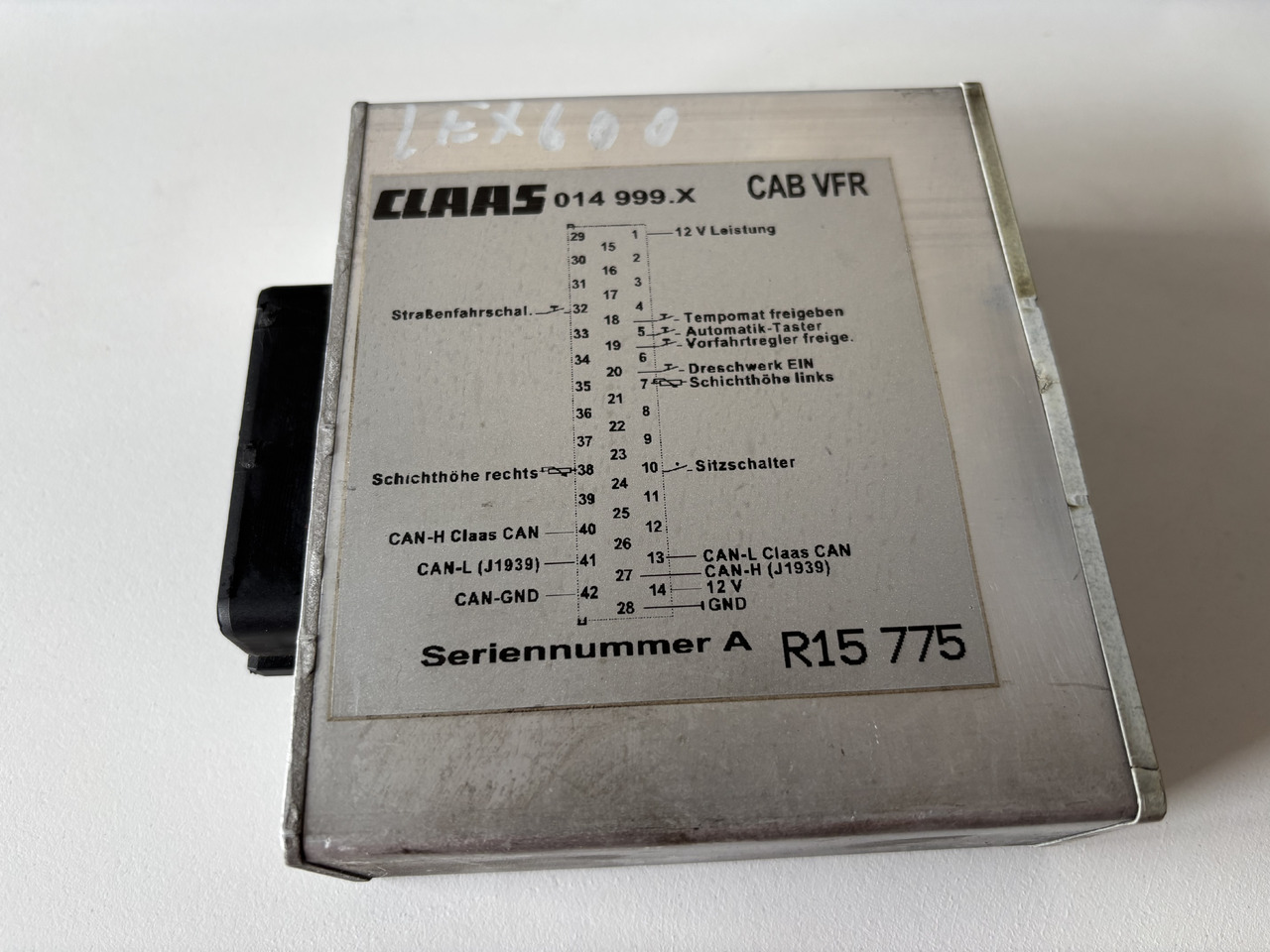 Claas LEXION 600 Moduł Sterownik 00 0014 999 3 014 999.x - Elektroniskais vadības bloks (ECU) - Labības kombains: foto 1 Claas LEXION 600 Moduł Sterownik 00 0014 999 3 014 999.x - Elektroniskais vadības bloks (ECU) - Labības kombains: foto 1