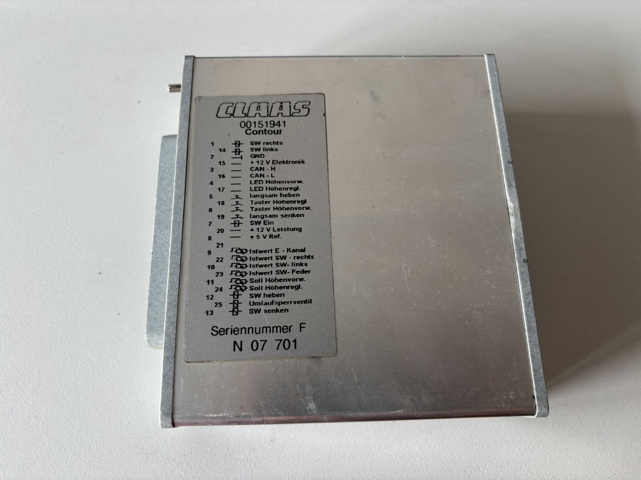 Claas Lexion 510-580 Moduł Sterownik Contour 00151941 00 0015 194 2 - Elektroniskais vadības bloks (ECU) - Labības kombains: foto 1 Claas Lexion 510-580 Moduł Sterownik Contour 00151941 00 0015 194 2 - Elektroniskais vadības bloks (ECU) - Labības kombains: foto 1