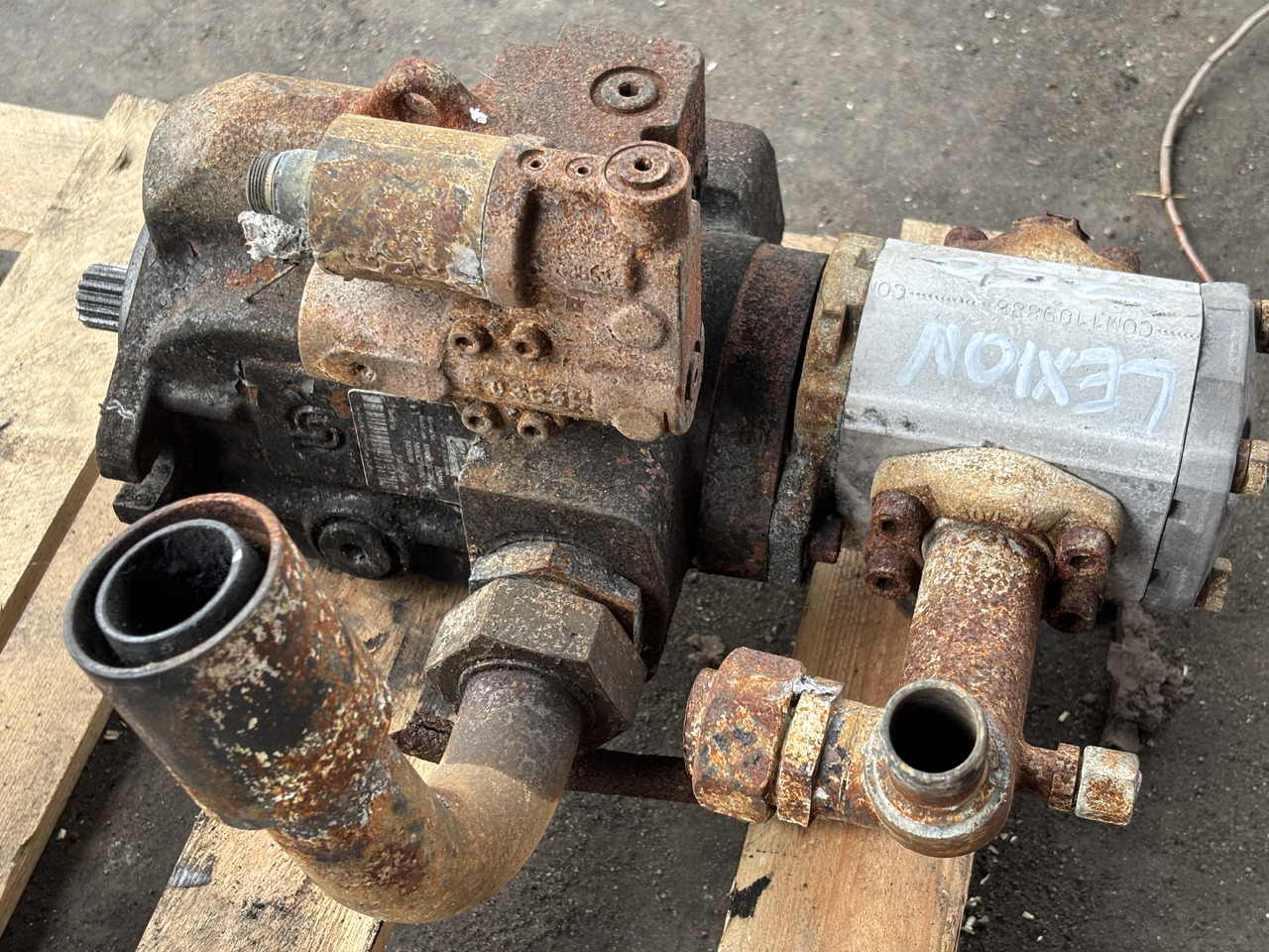 Claas Lexion 750 Danfos Bosch Rexroth Pompa Hydrauliczna KRR045DECD2NN KRR045 83024430 - Hidrauliskais sūknis - Lauksaimniecības tehnika: foto 4 Claas Lexion 750 Danfos Bosch Rexroth Pompa Hydrauliczna KRR045DECD2NN KRR045 83024430 - Hidrauliskais sūknis - Lauksaimniecības tehnika: foto 4