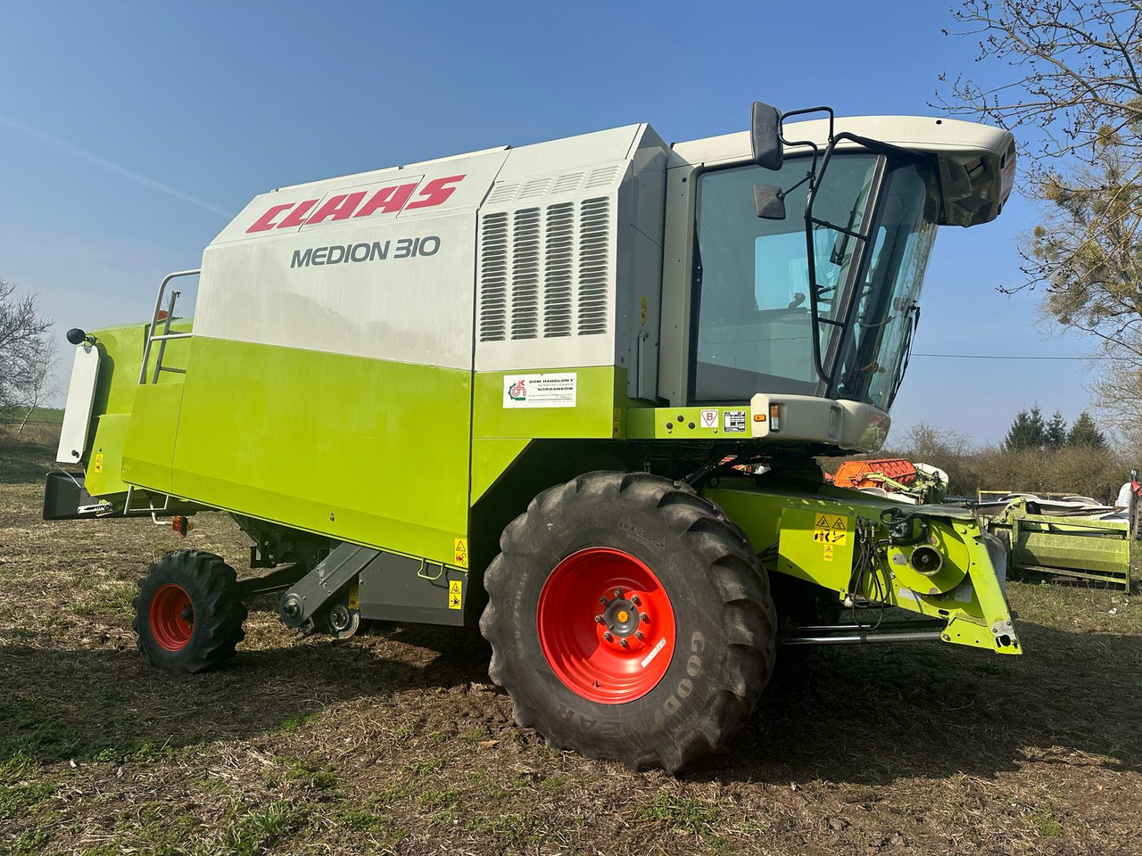 Claas Medion 310 z roku 2002. - Labības kombains: foto 5 Claas Medion 310 z roku 2002. - Labības kombains: foto 5