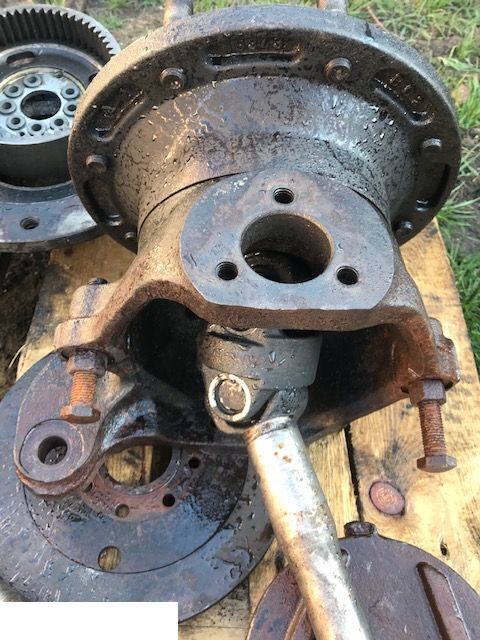 Claas Ranger - Półoś - Pusass - Lauksaimniecības tehnika: foto 2 Claas Ranger - Półoś - Pusass - Lauksaimniecības tehnika: foto 2